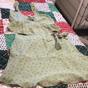 Floral Green Two-Piece Set